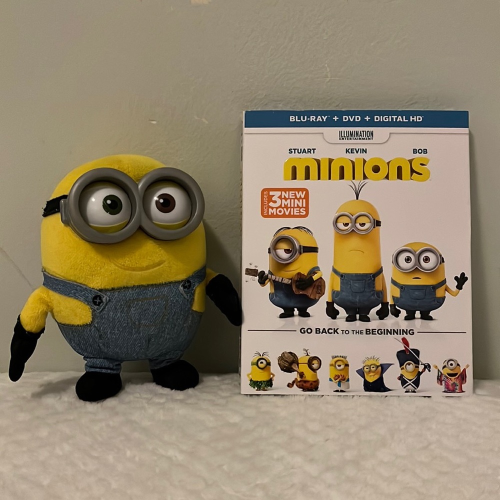 *New Minions Blu-ray + Dvd and Bob Plush